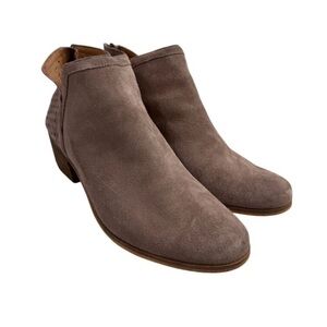 Susina Blakely Suede Women’s boot Size 9.5 # box M999